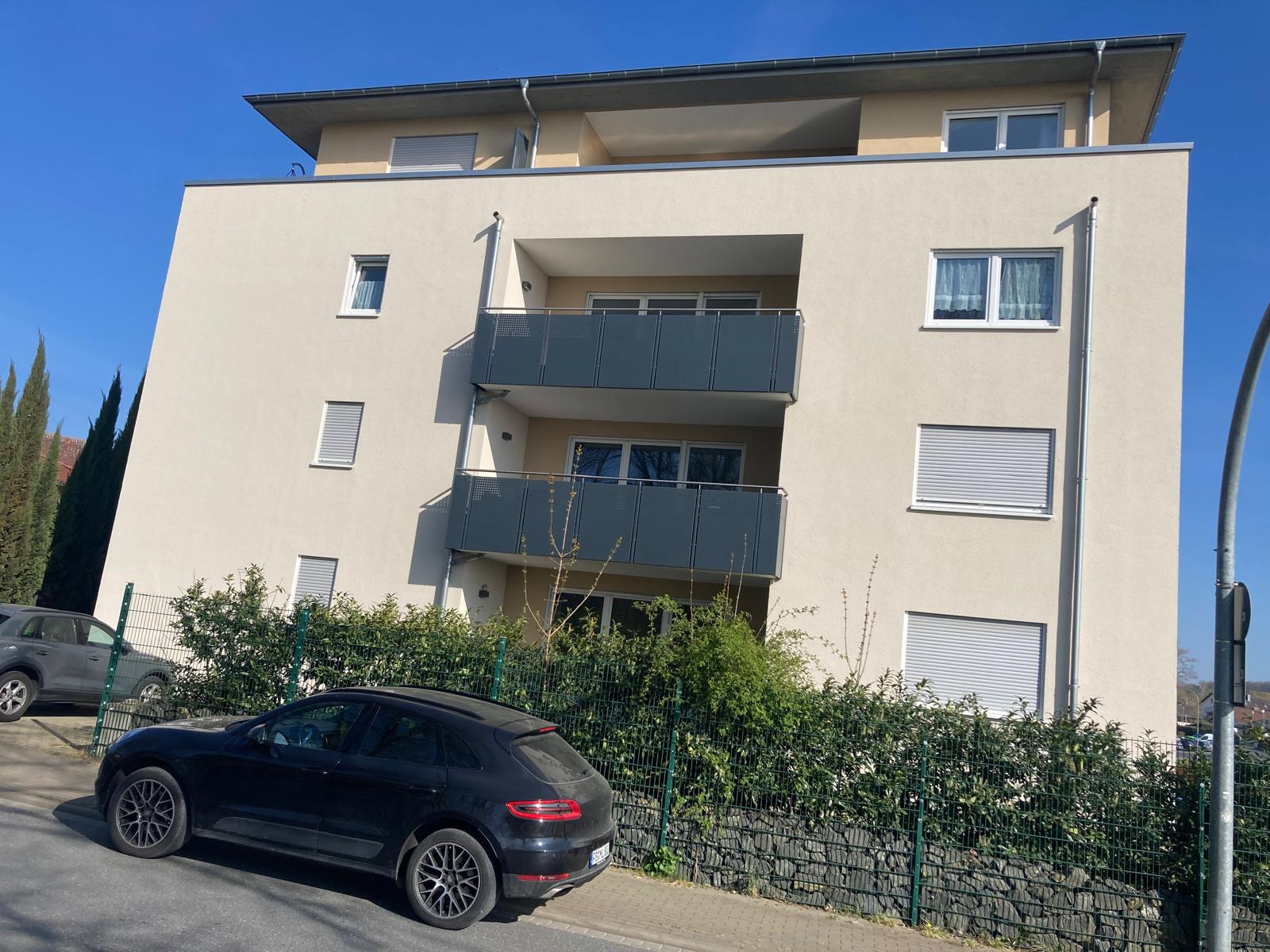 Mehrfamilienhaus Mozartstraße Butzbach, 13 Wohneinheiten mit Balkonen