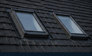 Dachausbau, ausgebauter Dachboden mit Dachfenstern